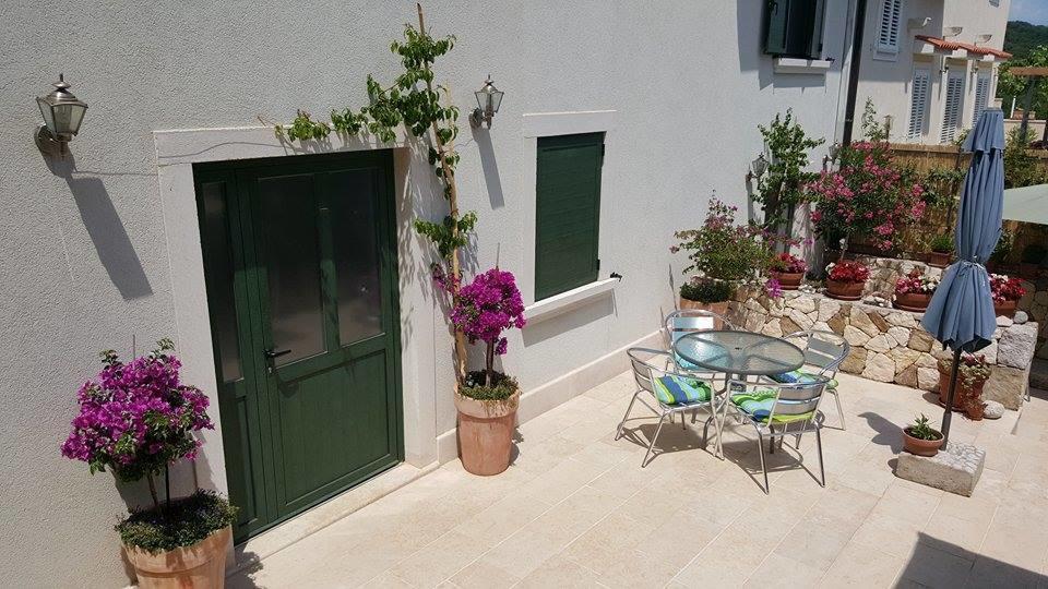 Apartments Villa Ina Брсеч Номер фото